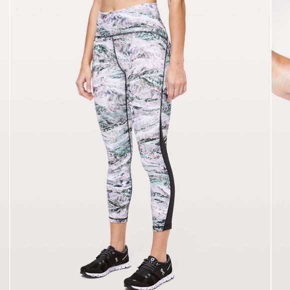 Lululemon Train Times Legging 25" - Picture 3 of 9